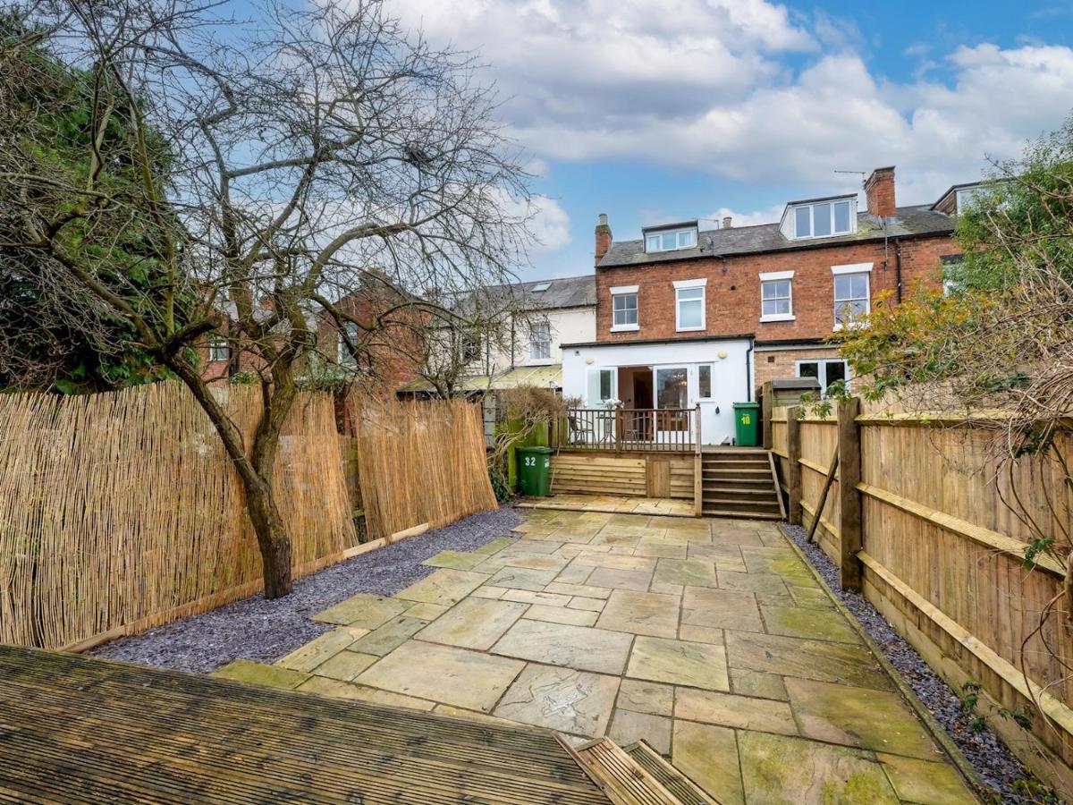 Pass The Keys 3 Storey Townhouse Shrewsbury Exterior foto
